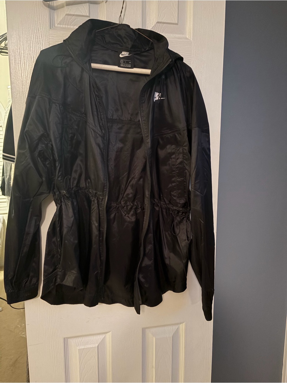 Nike Women's Black Drawstring Hooded Windbreaker Jacket